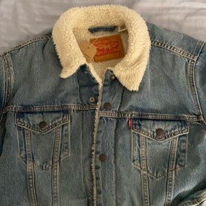 Levi’s Sherpa jacket